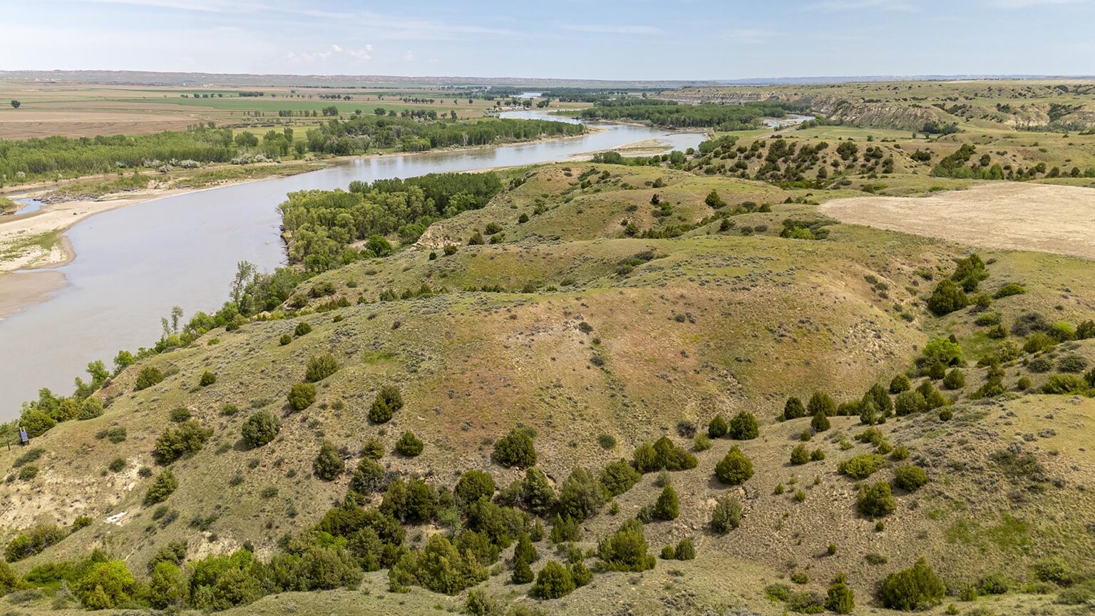 Yellowstone Trail River Ranch