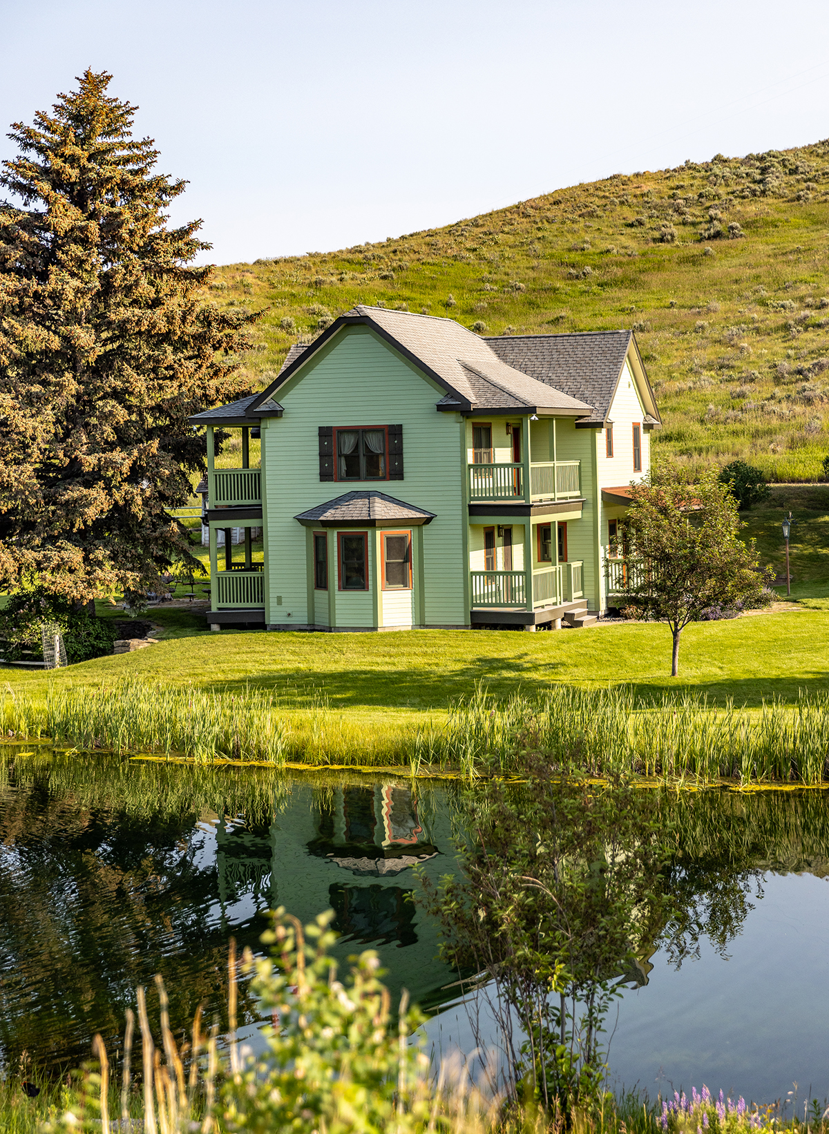 Porcupine Creek Homestead